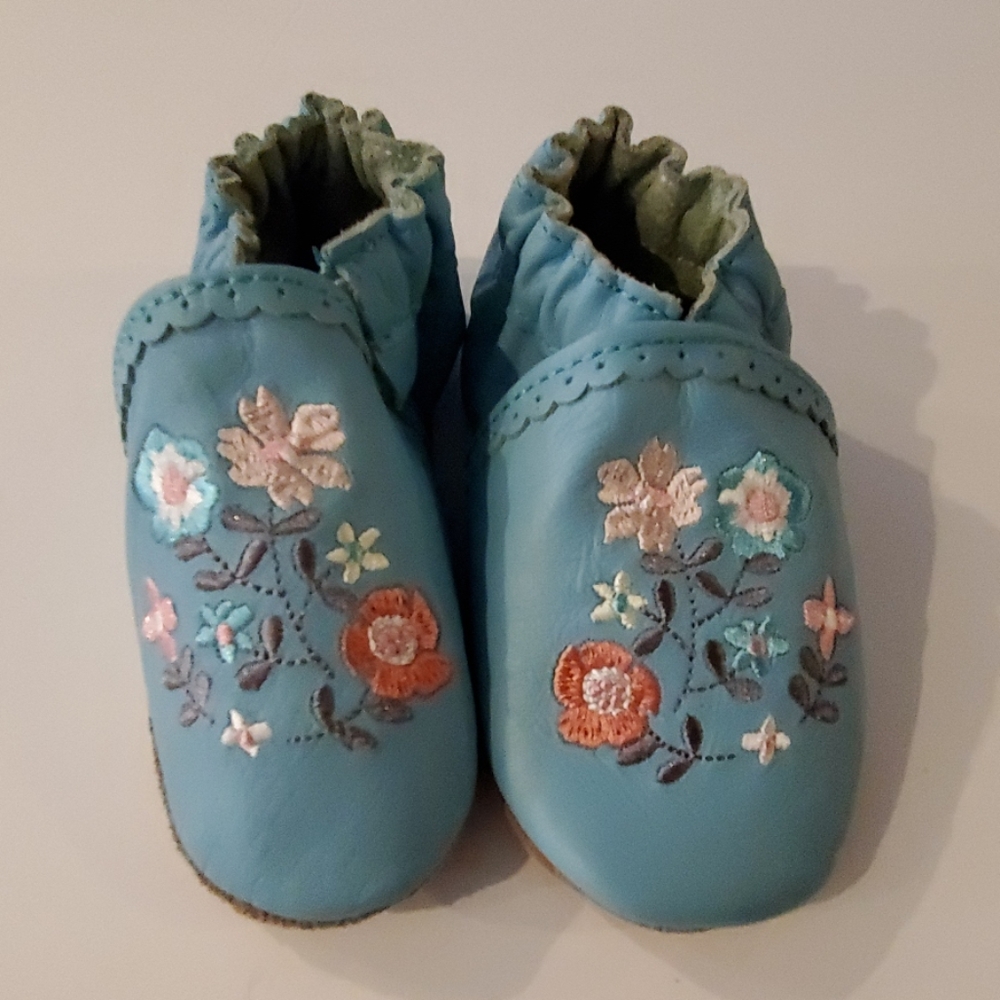 Robeez Baby Girl Soft Sole Shoes